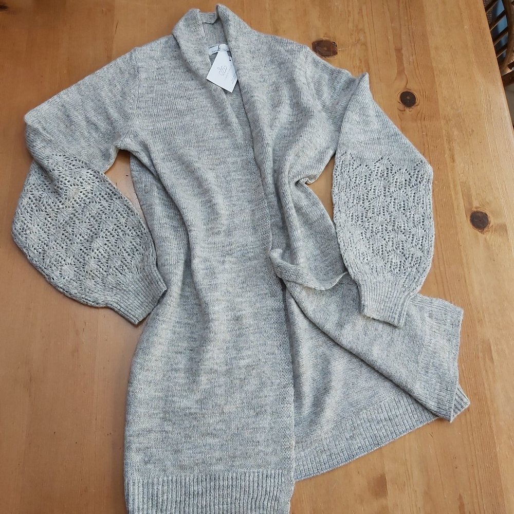 Camber & Grace cardigan w/ crochet sleeves